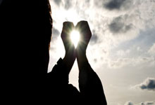 皇冠信用网 -ST萃华：針(zhēn)对年报推进过程中的(de)相關(guān)事宜，公司(sī)已安(ān)排專(zhuān)人(rén)專(zhuān)班(bān)跟进处理