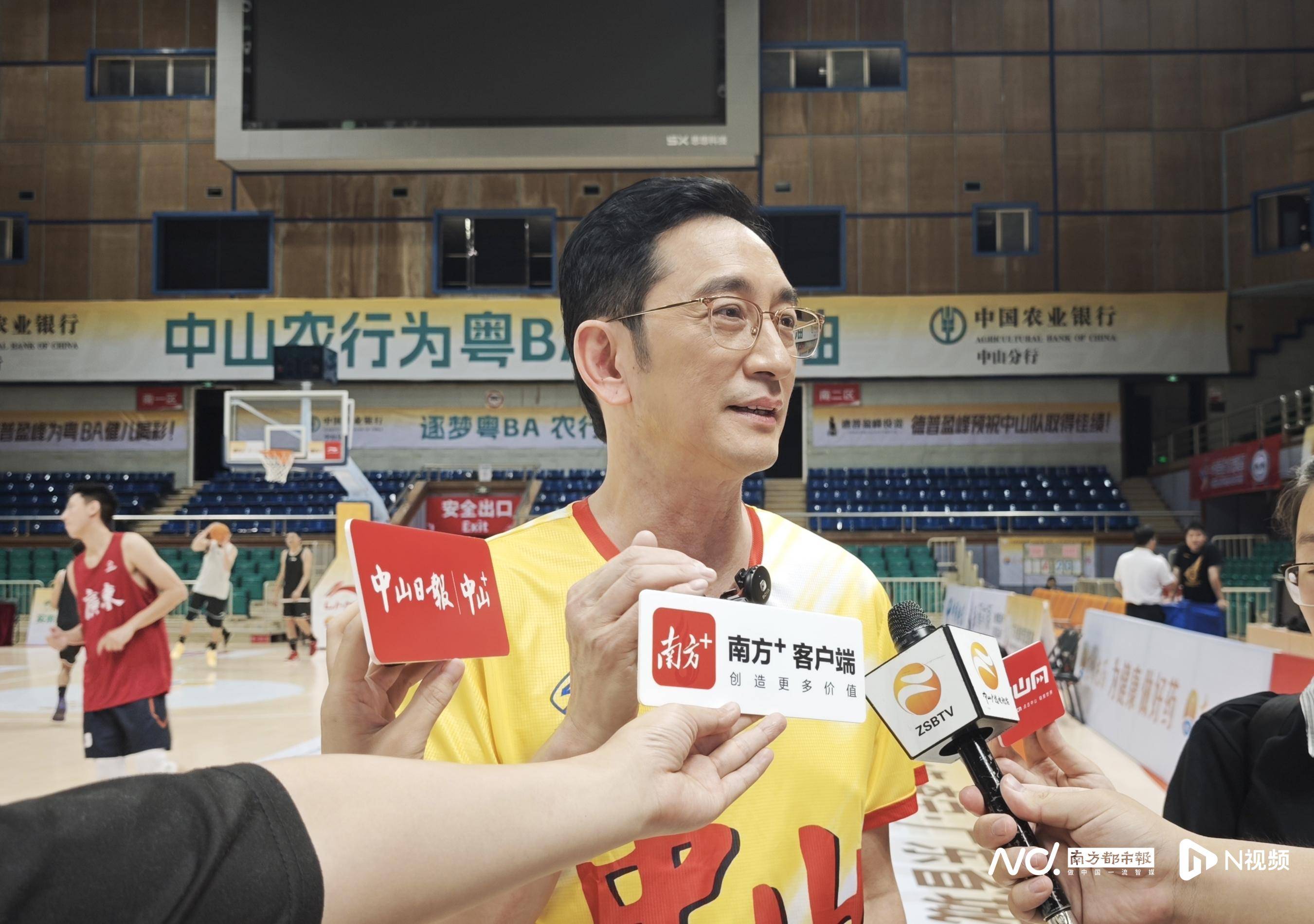 “张无忌”探营“粤BA”训练，中山队本周日主场迎战湛江队