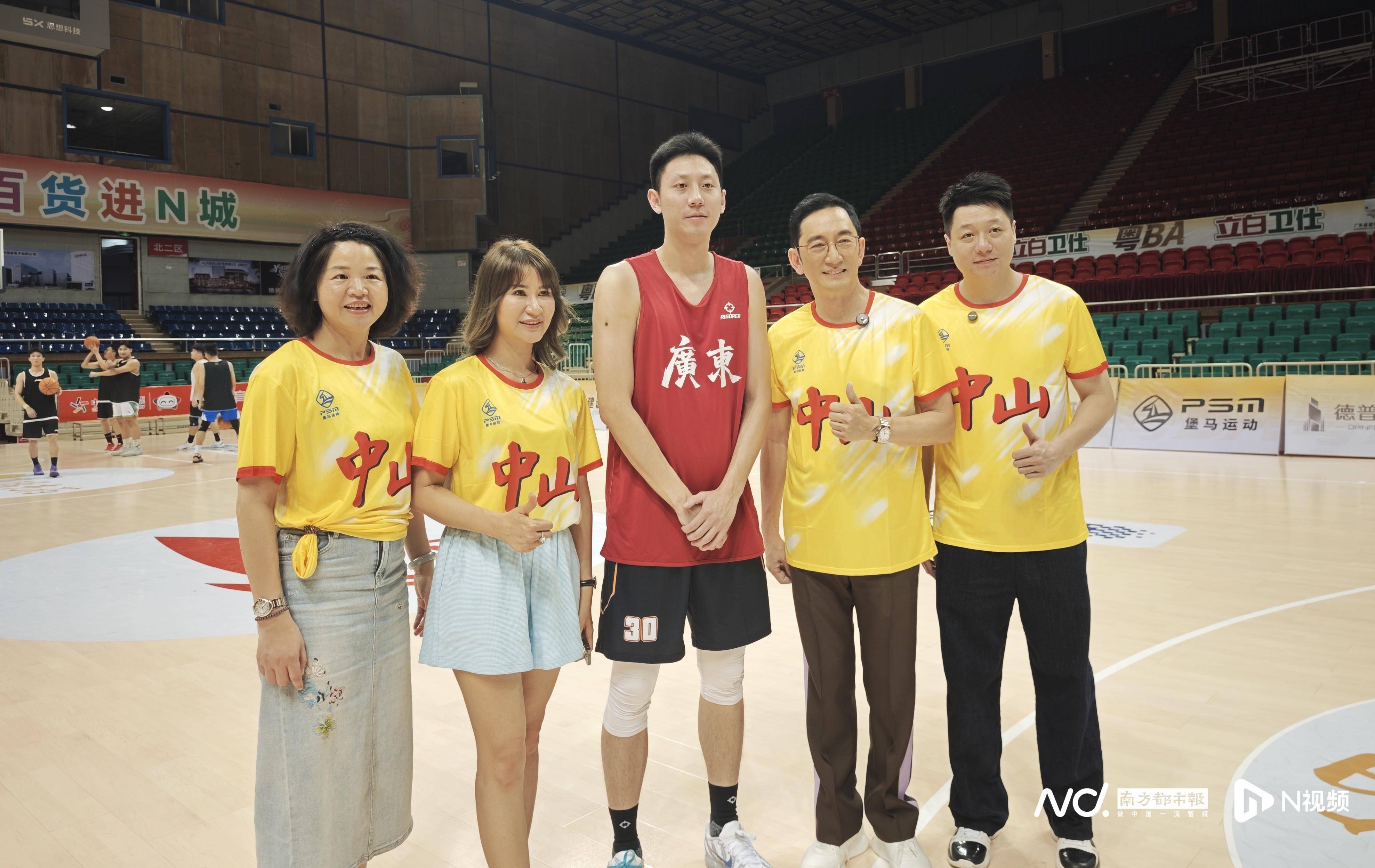 “张无忌”探营“粤BA”训练，中山队本周日主场迎战湛江队